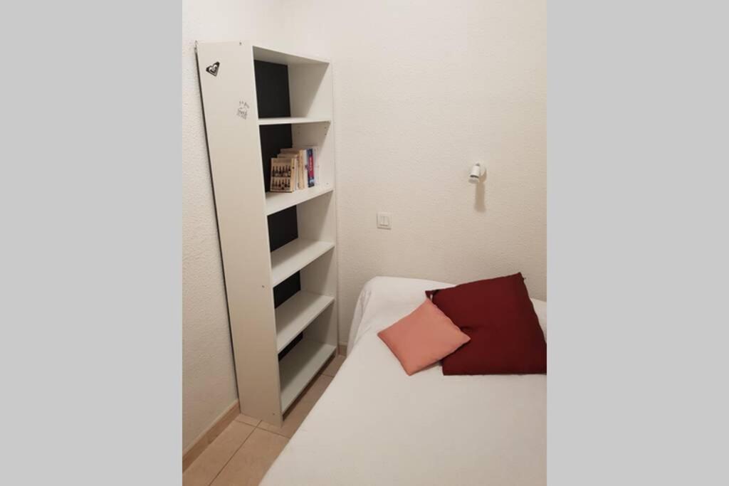 Joli Appartement, Terrasse Plein Sud Roquebrun Exteriér fotografie