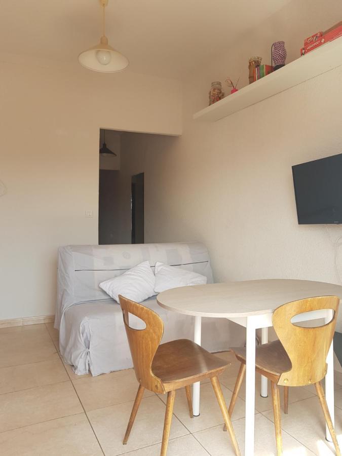 Joli Appartement, Terrasse Plein Sud Roquebrun Exteriér fotografie